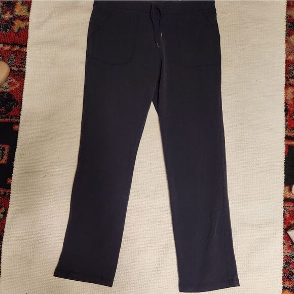 L.L.Bean black stretch cotton sweatpants. - Picture 1 of 10